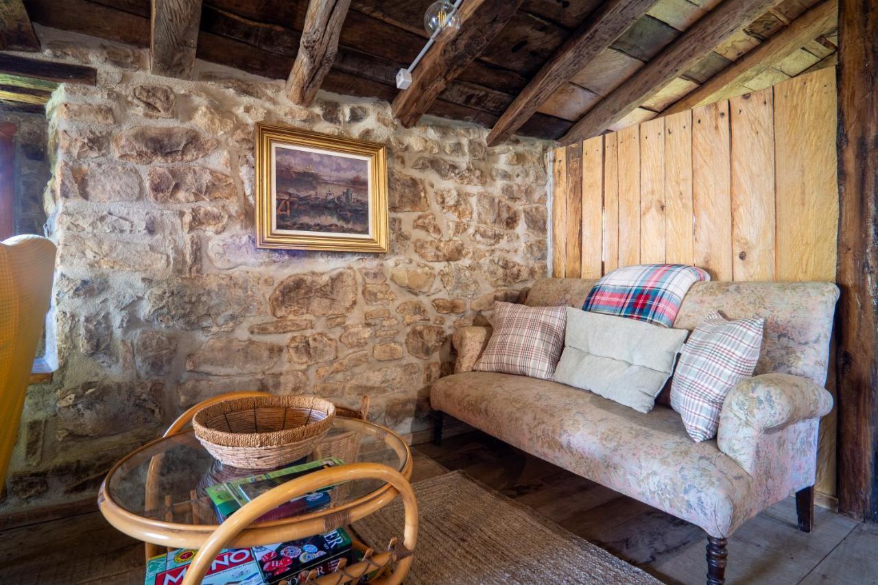 Vivienda Pasiega Lo Lucas 1920 San Roque de Ríomiera Extérieur photo