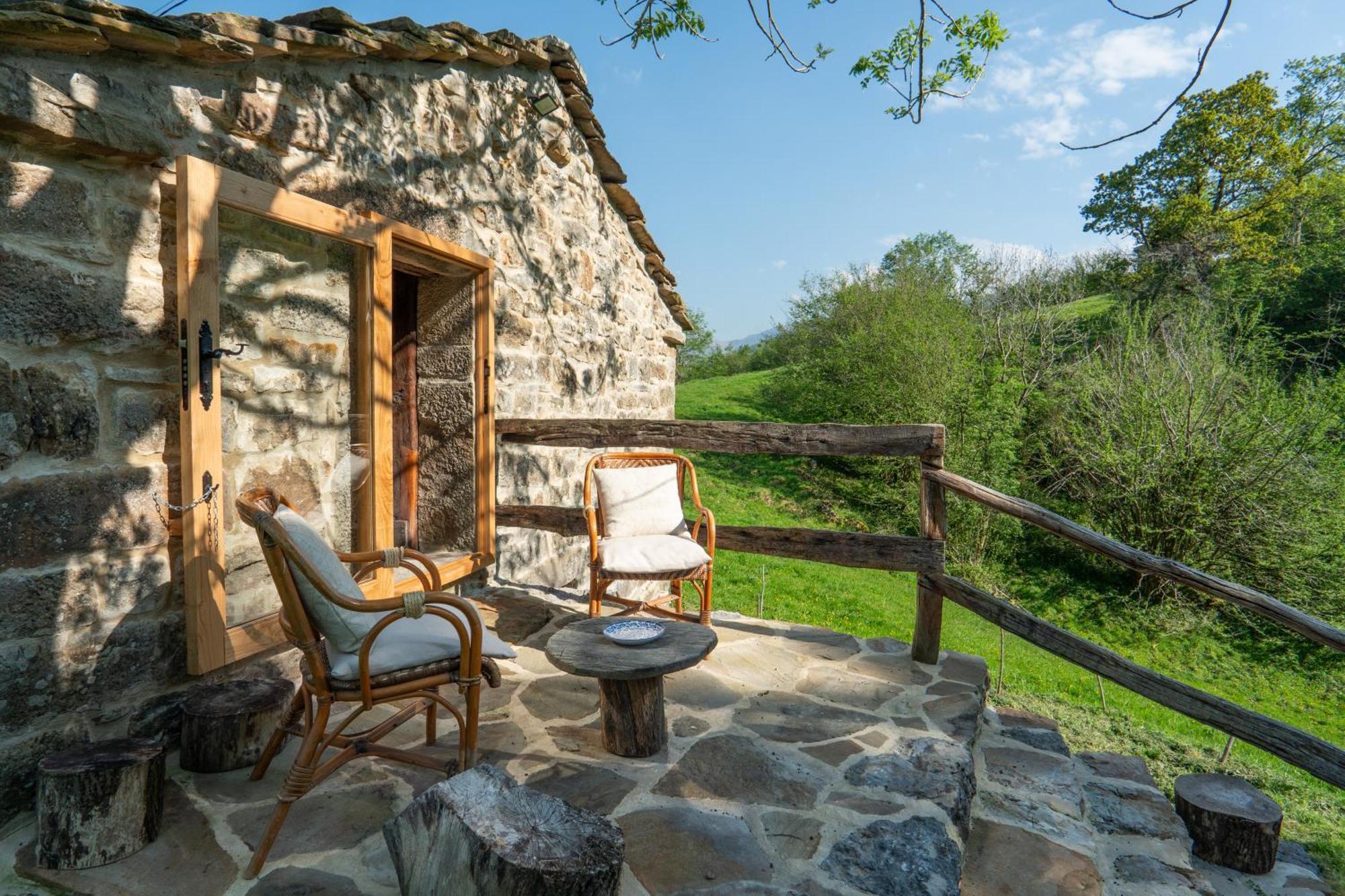 Vivienda Pasiega Lo Lucas 1920 San Roque de Ríomiera Extérieur photo